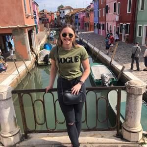 Meet your Posher, Leah